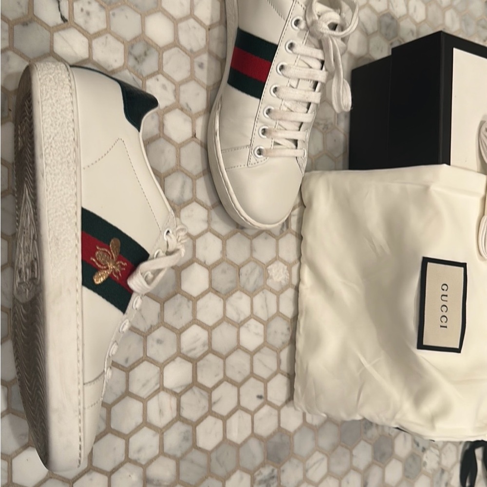 Gucci sneakers size 5.5 gently used